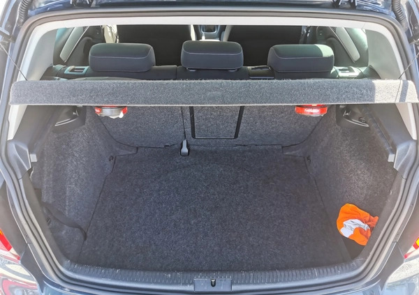 Volkswagen Golf cena 21900 przebieg: 192525, rok produkcji 2010 z Połczyn-Zdrój małe 497